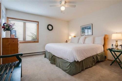The Pines Condominiums - P106d