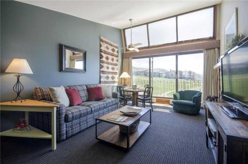 Bronze Tree Condominiums - Bt606