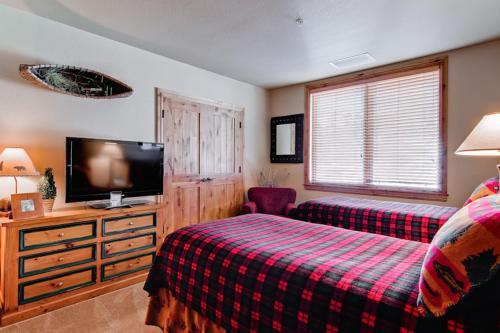 Torian Plum Creekside 417