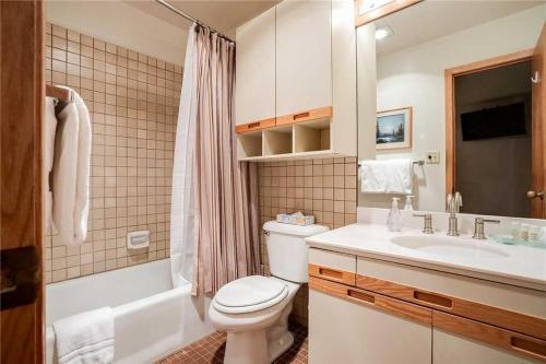 1208 Trappeur's Lodge, Trappeur's Crossing