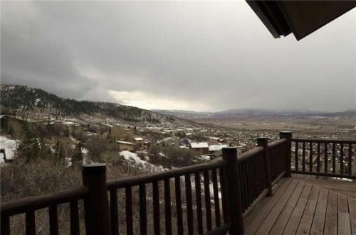 Ponderosa Lodge