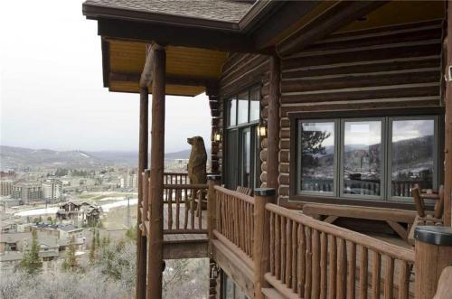 Ponderosa Lodge