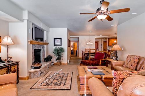 Torian Plum Creekside 514