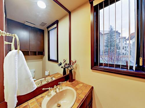 Apartamento 2800 Eaglerididge Dr Condo Unit A-3