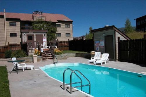 Shadow Run Condominiums - Sha32