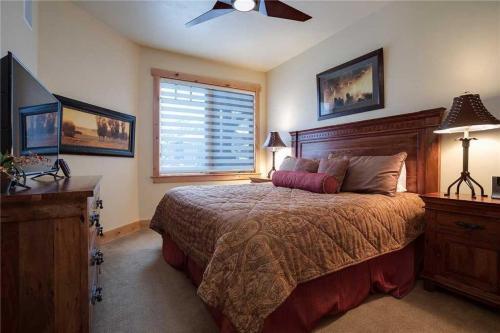 6209 Bear Lodge, Trappeur's Crossing