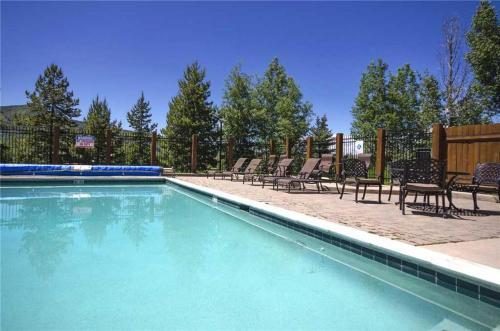 Rockies Condominiums - R2125