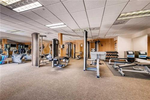 Christie Club 315