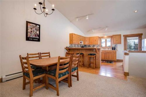Saddle Creek Sc745