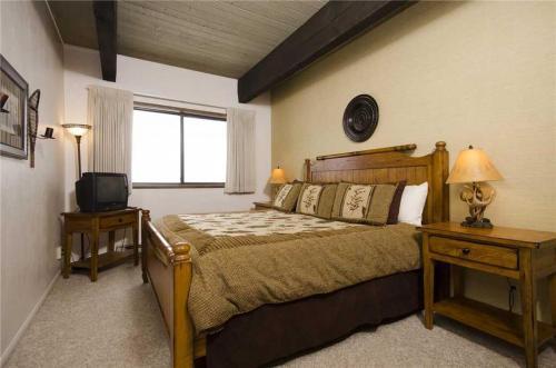 Storm Meadows Club C Condominiums - Cc313