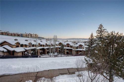 Bronze Tree Condominiums - Bt204