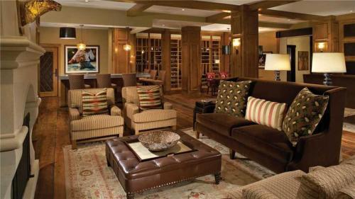 Quandary Peak Penthouse 704