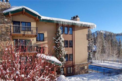 Scandinavian Lodge And Condominiums - Sl300