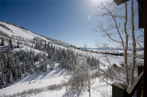 Storm Meadows Club B Condominiums - Cb317