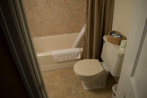 Bed & Breakfast La Plaza Inn