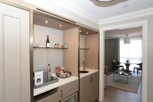 Hotel Delamar West Hartford
