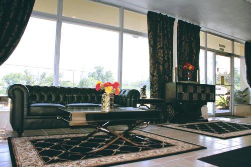 Motel Residence Hub Inn And Suites