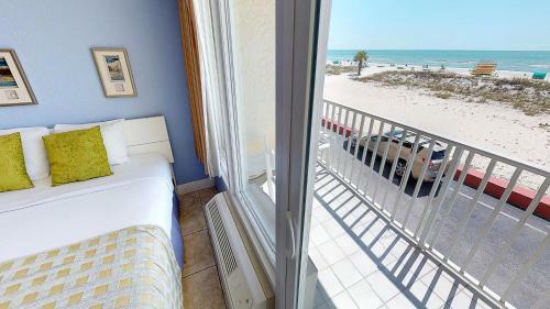 Hotel Island Inn Beach Resort