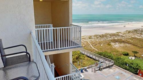 Hotel Island Inn Beach Resort