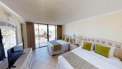 Hotel Island Inn Beach Resort