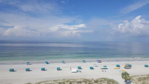 Hotel Island Inn Beach Resort