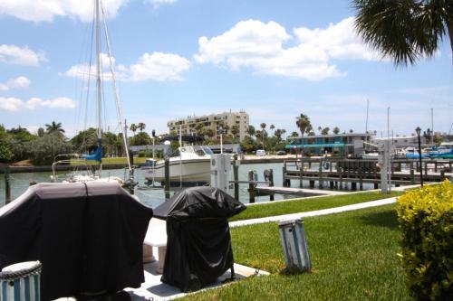 Apartamento 315-b - Madeira Beach Yacht Club