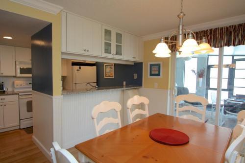Apartamento 315-b - Madeira Beach Yacht Club