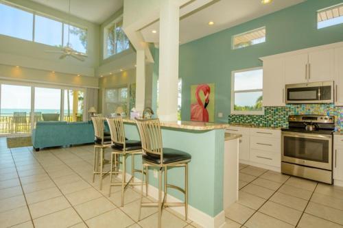 Treasure Island Villa