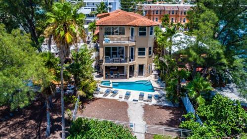 Treasure Island Villa