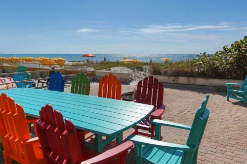Yoda Beach House