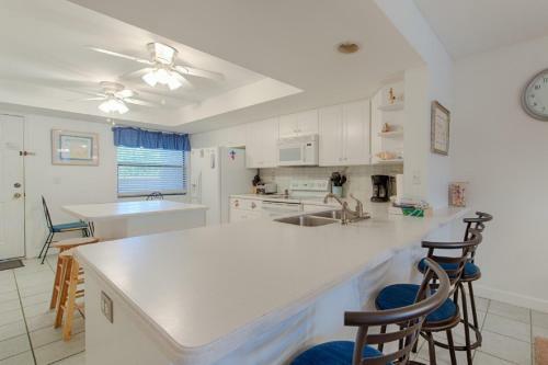 Pointe Santo De Sanibel Unit D 24