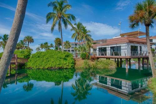 Pointe Santo De Sanibel Unit D 24