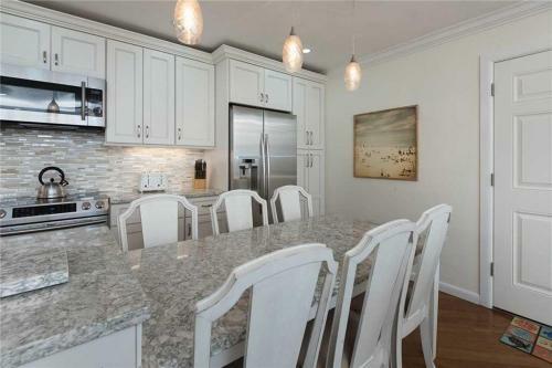 Apartamento East Gulf Condo #1012