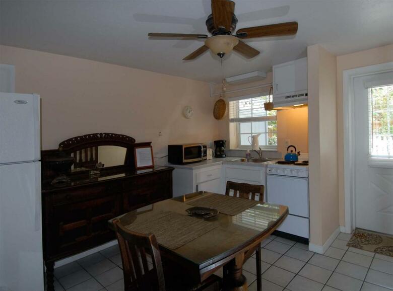 Posada Seahorse Cottages - Adults Only