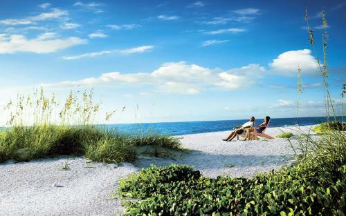 Hotel Sanibel Island Beach Resort