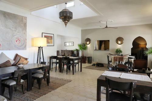 Bed & Breakfast Le Petit H�tel Du Flouka