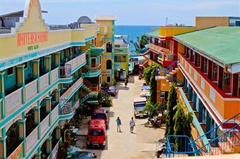 White Beach Hotel Bar And Restaurant