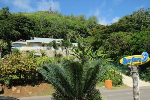 Surfers Beach Self Catering Chalets
