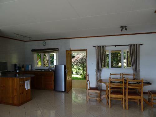 Lodge Sailfish Beach Villas