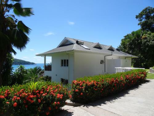 Lodge Sailfish Beach Villas