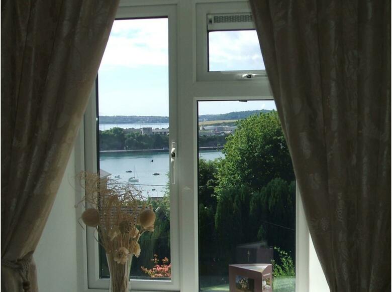 Hostal Robin Hill House