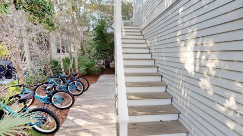 Watercolor By Dune Vacation Rentals - Park District