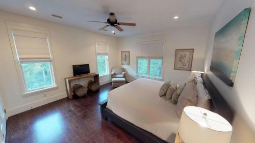 Watercolor By Dune Vacation Rentals - Park District