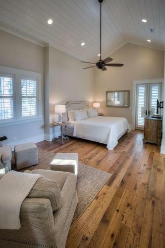 Watercolor By Dune Vacation Rentals - Park District