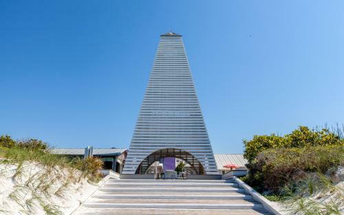 Ingle's Nest