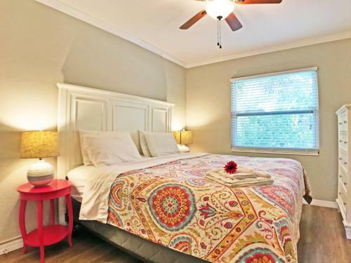 Siesta Heron Suites & Villas
