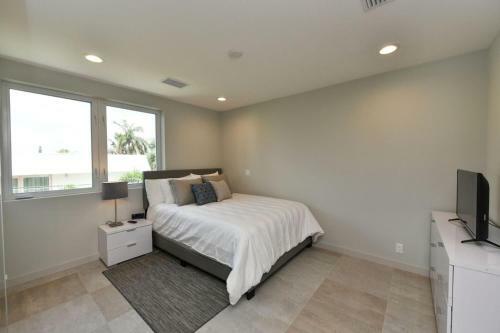 The Lookout By Beachside Management