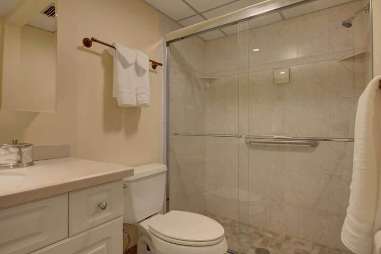 Bay Oaks Ground Floor