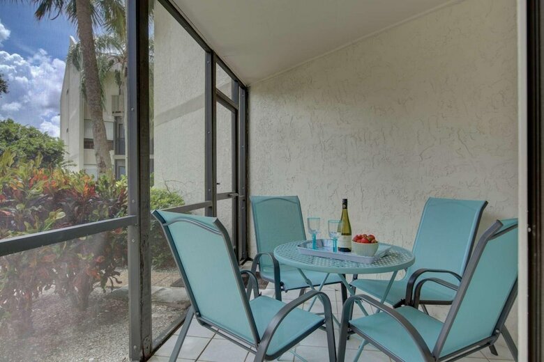 Bay Oaks Ground Floor