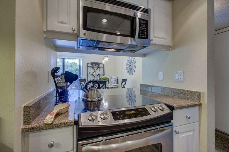 Bay Oaks Ground Floor